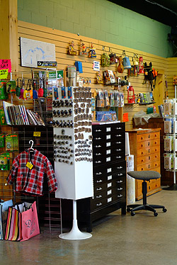 Chaltrek store